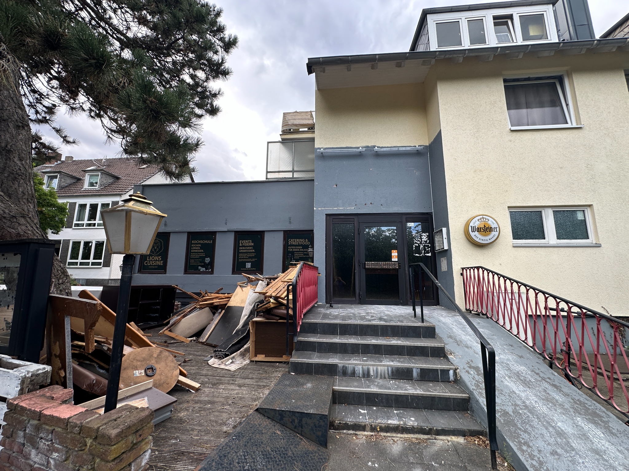 Foodtruck vor dem Umbau